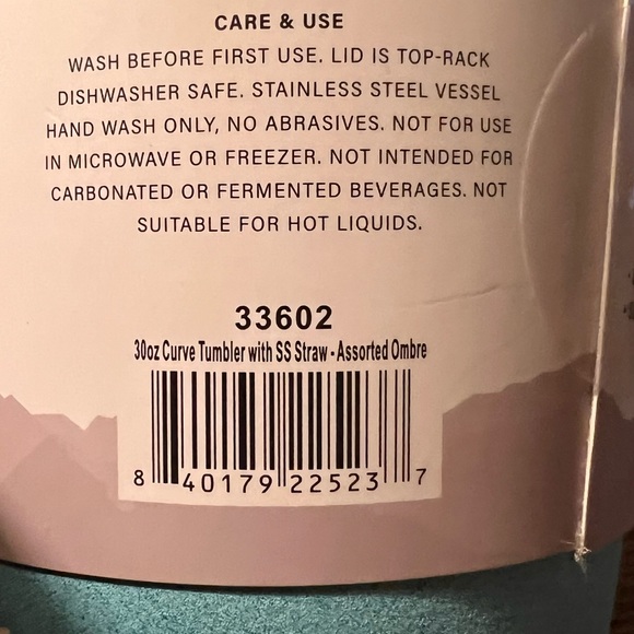 Hydrangeas wave 30 oz new wit tag 2 ways to drink from cup or straw - Picture 7 of 10